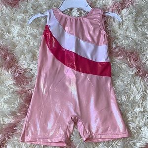 Gymnastic bodysuit